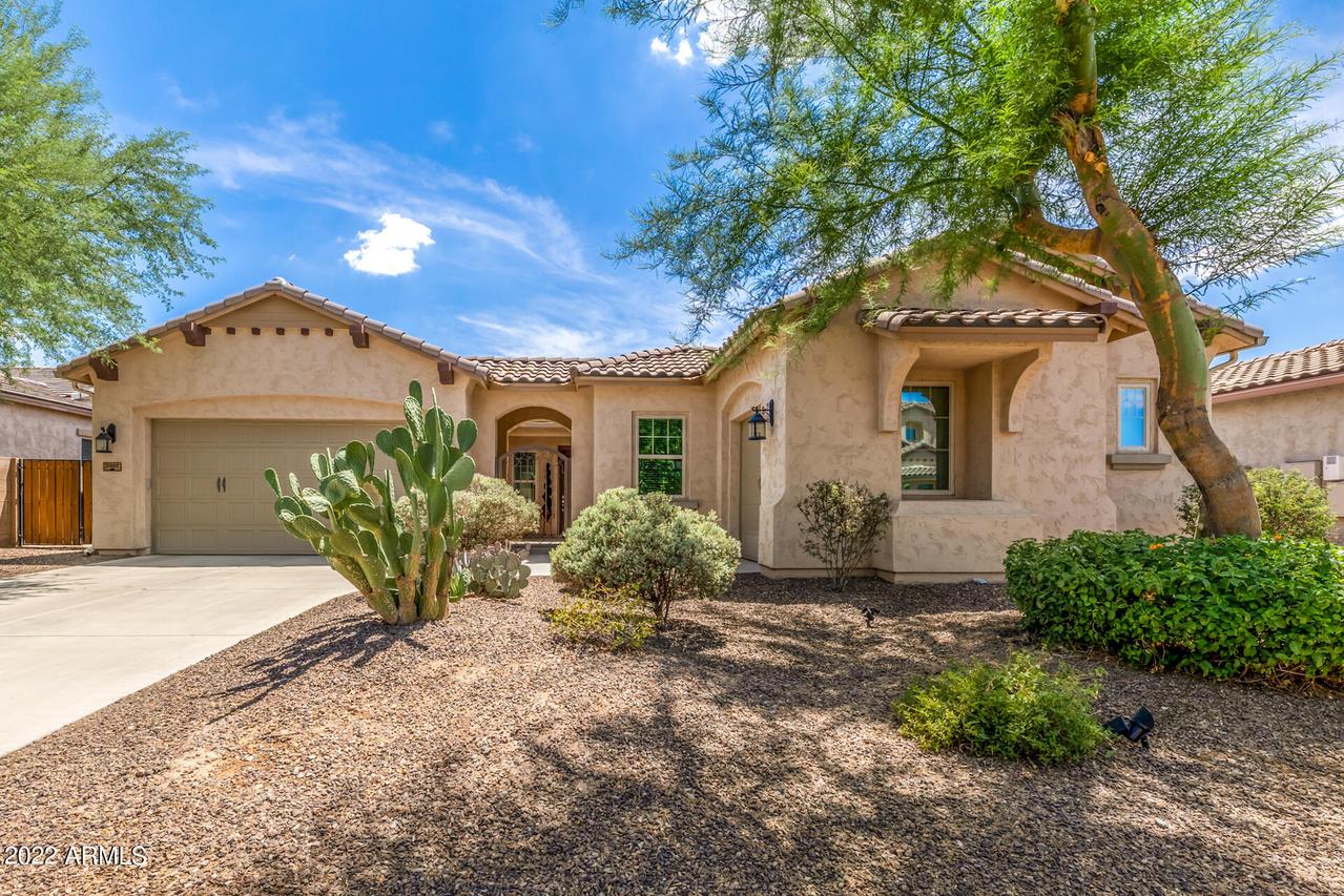 3007 E Longhorn Dr., Gilbert, AZ 85297