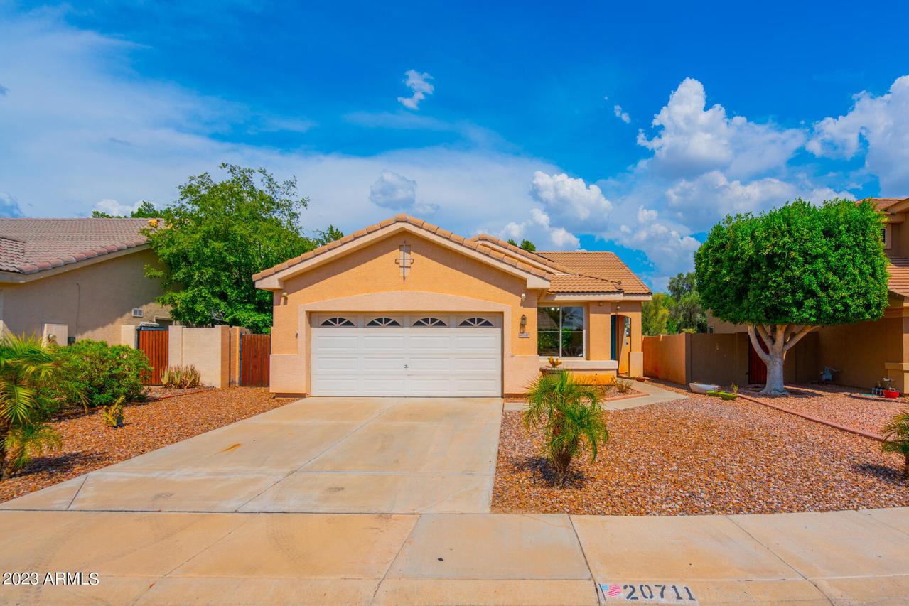 20711 N 68th Dr., Glendale, AZ 85308