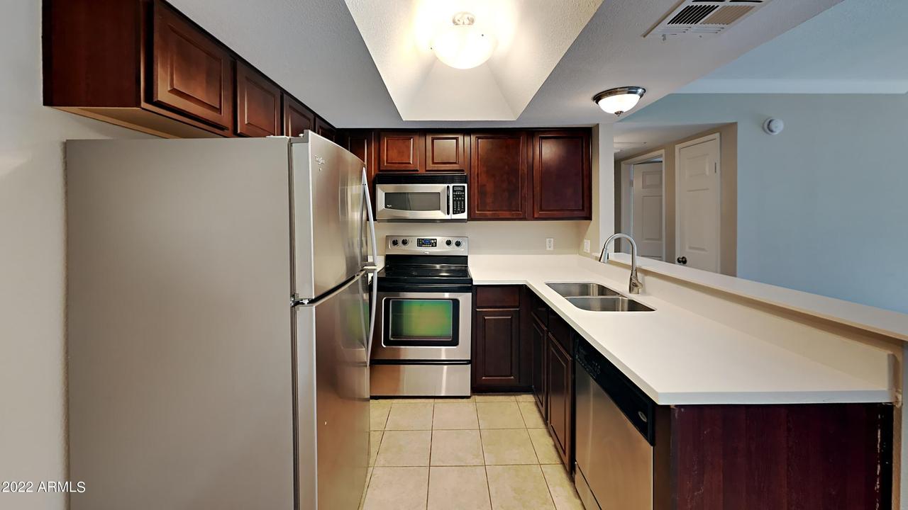 1720 E Thunderbird Rd. #1084, Phoenix, AZ 85022