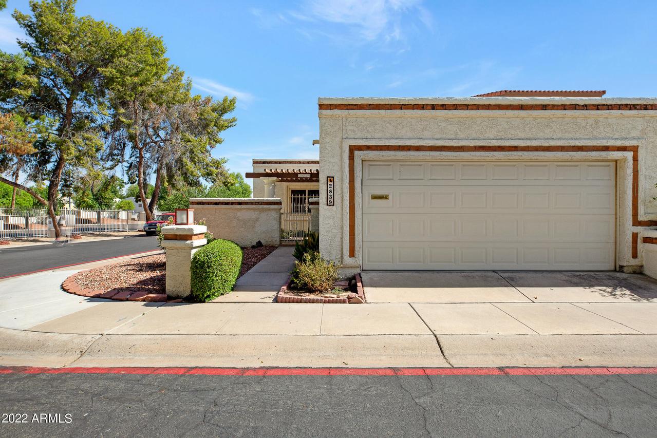 2839 W Mercer Ln., Phoenix, AZ 85029