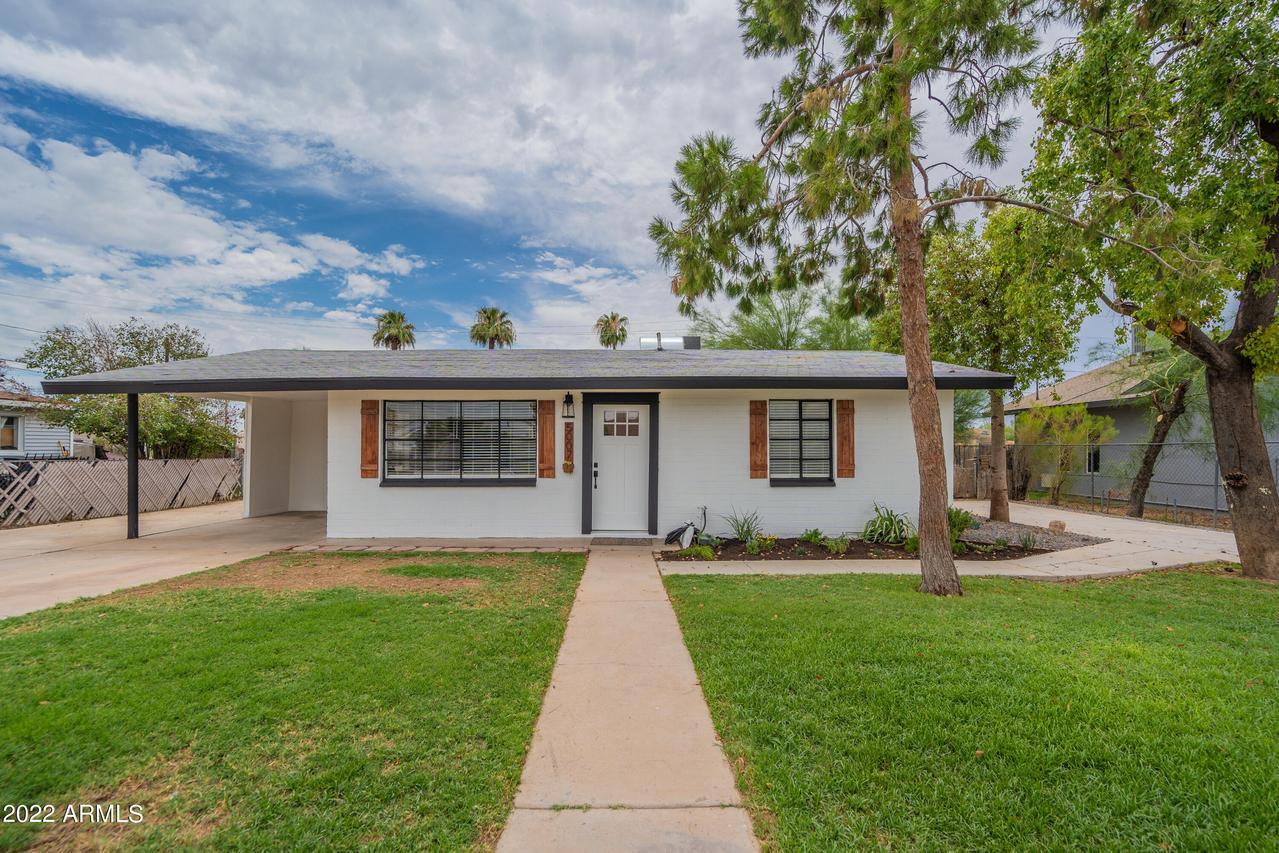 5007 W Citrus Way, Glendale, AZ 85301