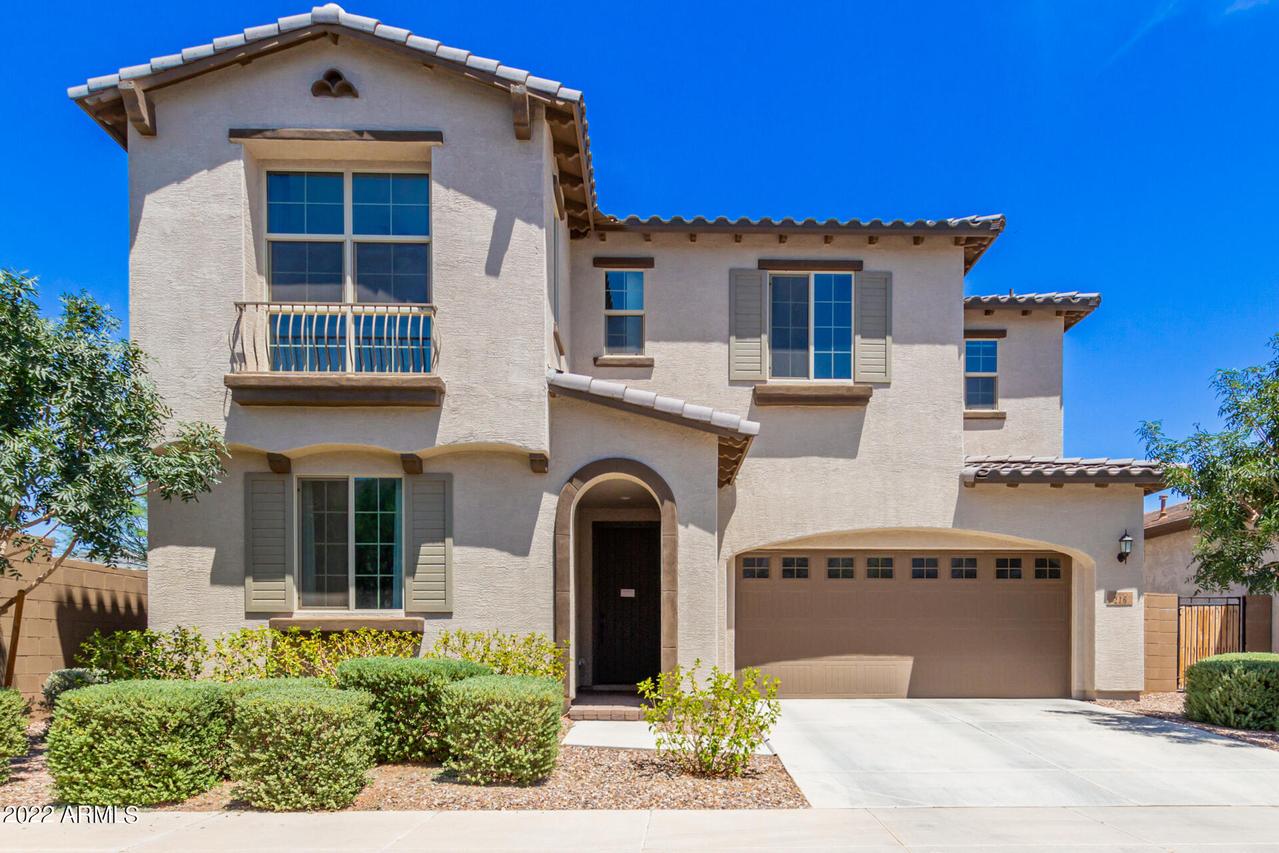 216 E Dogwood Dr., Chandler, AZ 85286