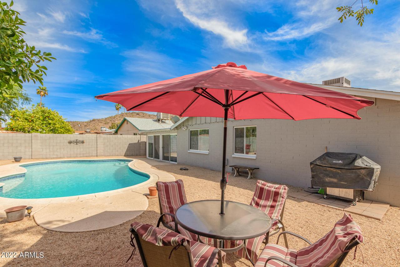 2022 W Aster Dr., Phoenix, AZ 85029