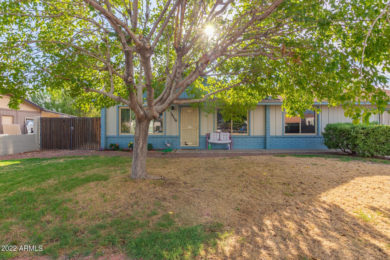 18254 N 18th Ave., Phoenix, AZ 85023