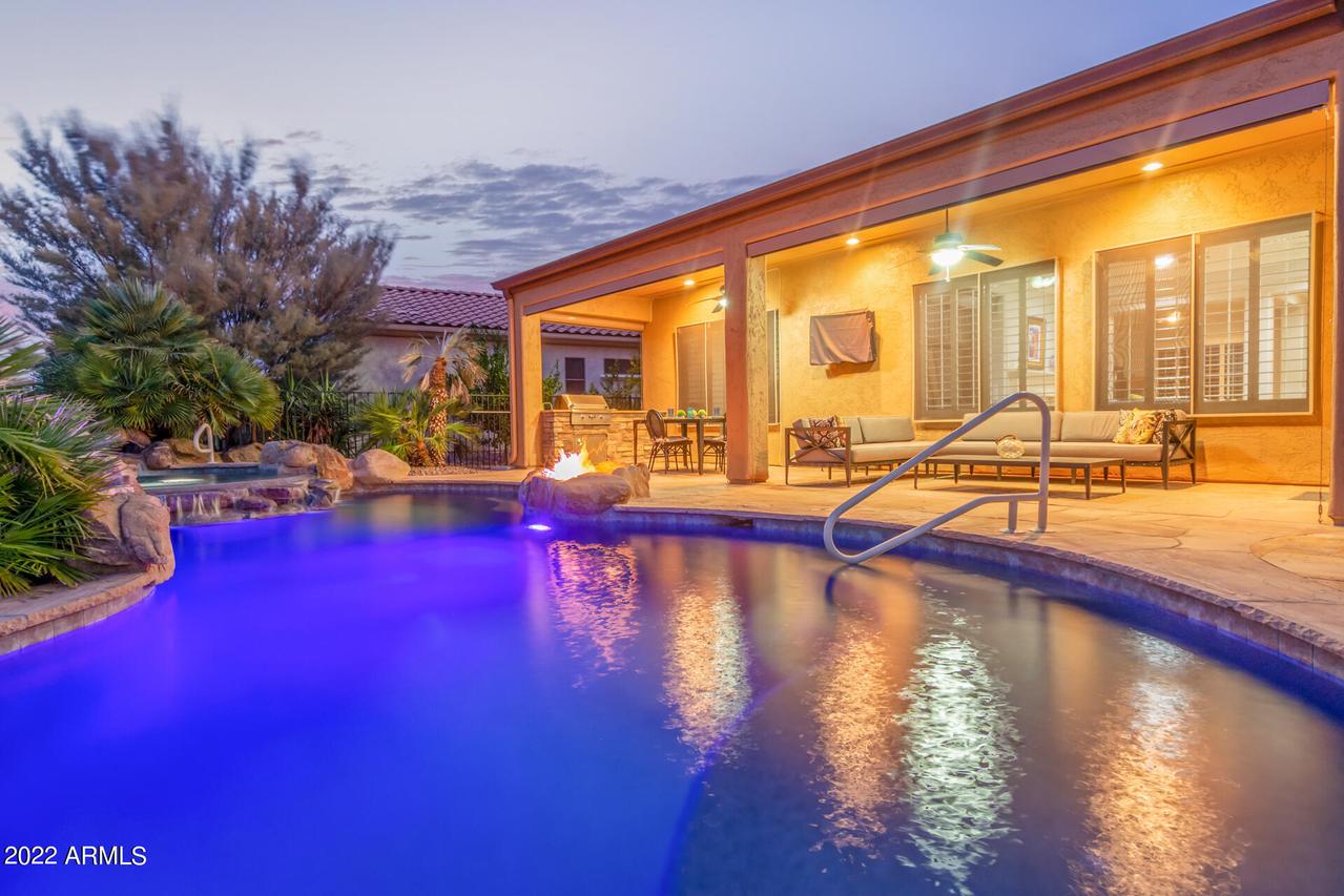 6832 W Stony Quail Way, Florence, AZ 85132
