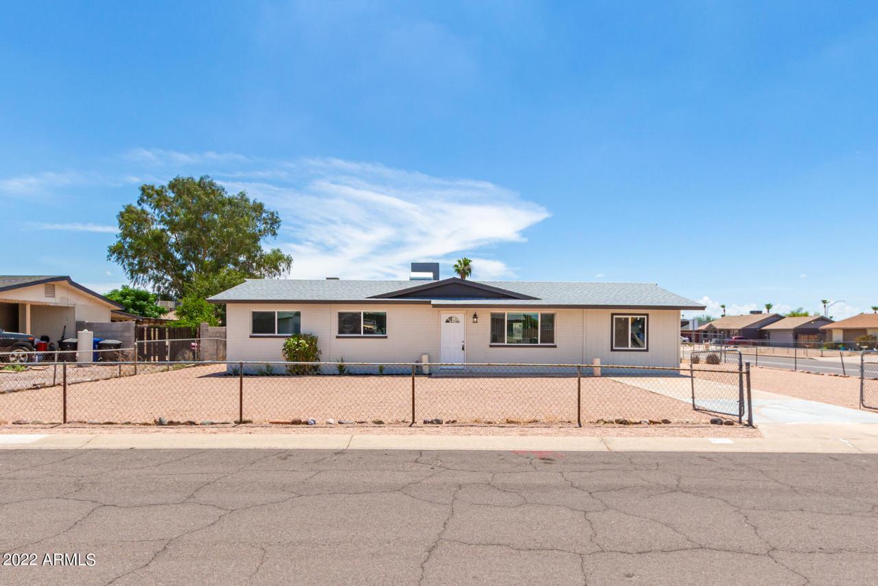 8015 E Javelina Ave., Mesa, AZ 85209