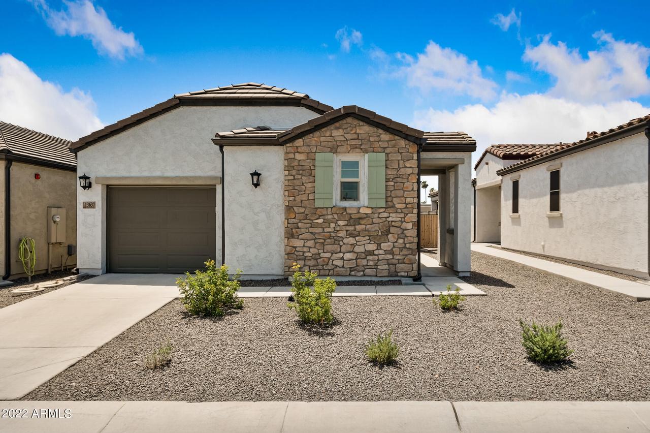 13637 W Desert Glen Dr., Sun City West, AZ 85375