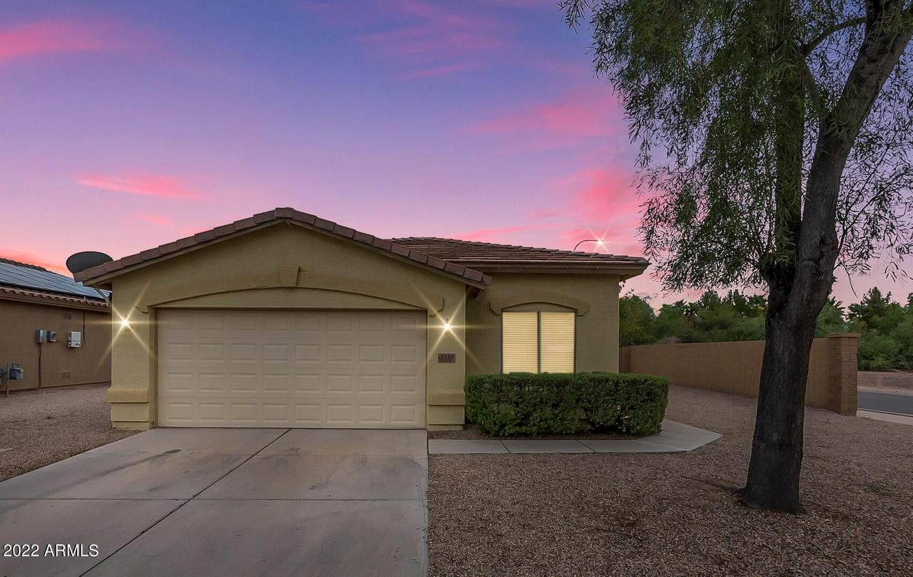 2239 W Hasan Dr., Phoenix, AZ 85041