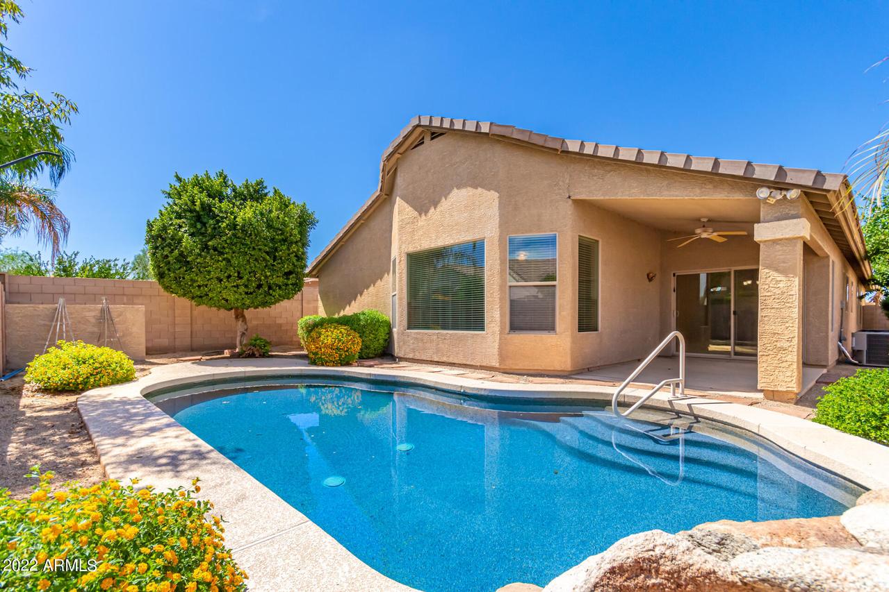 3121 E Cherry Hills Pl., Chandler, AZ 85249
