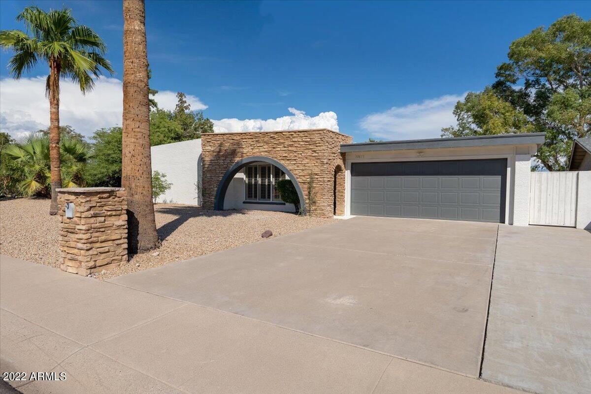 10611 N 25 St., Phoenix, AZ 85028