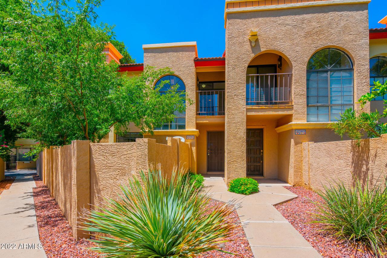 10239 N 12th Way #2, Phoenix, AZ 85020