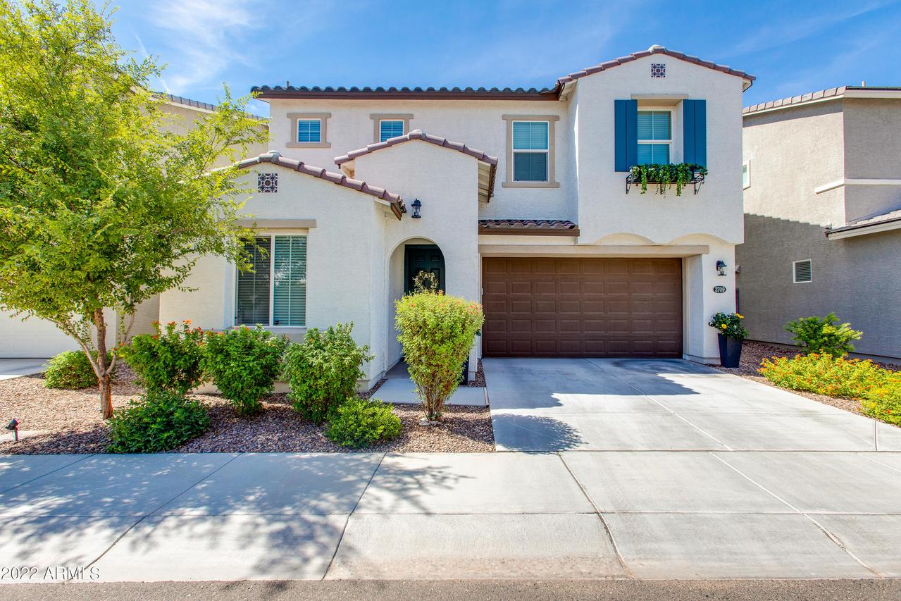 3709 E Cheery Lynn Rd., Phoenix, AZ 85018