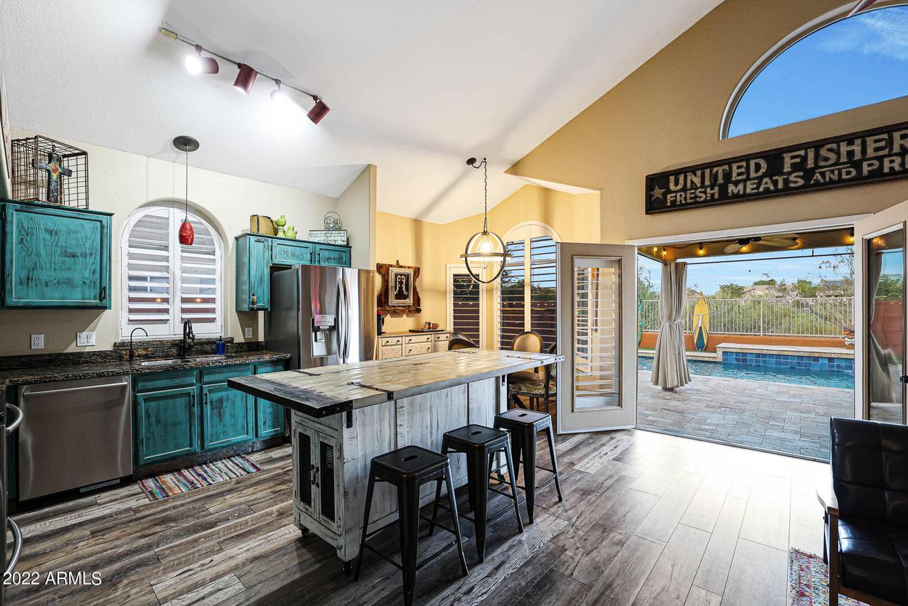 10883 S Dreamy Dr., Goodyear, AZ 85338