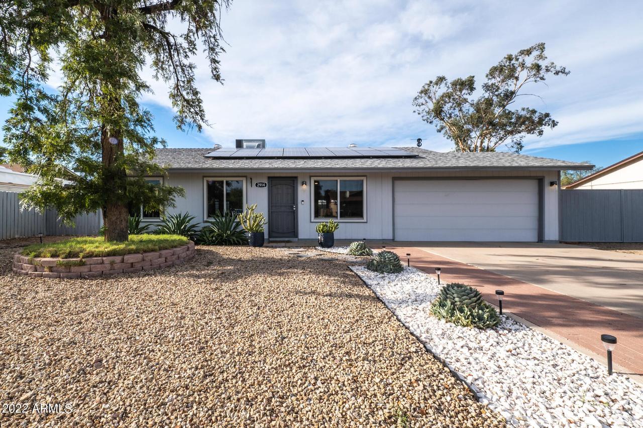 2914 W Angela Dr., Phoenix, AZ 85053