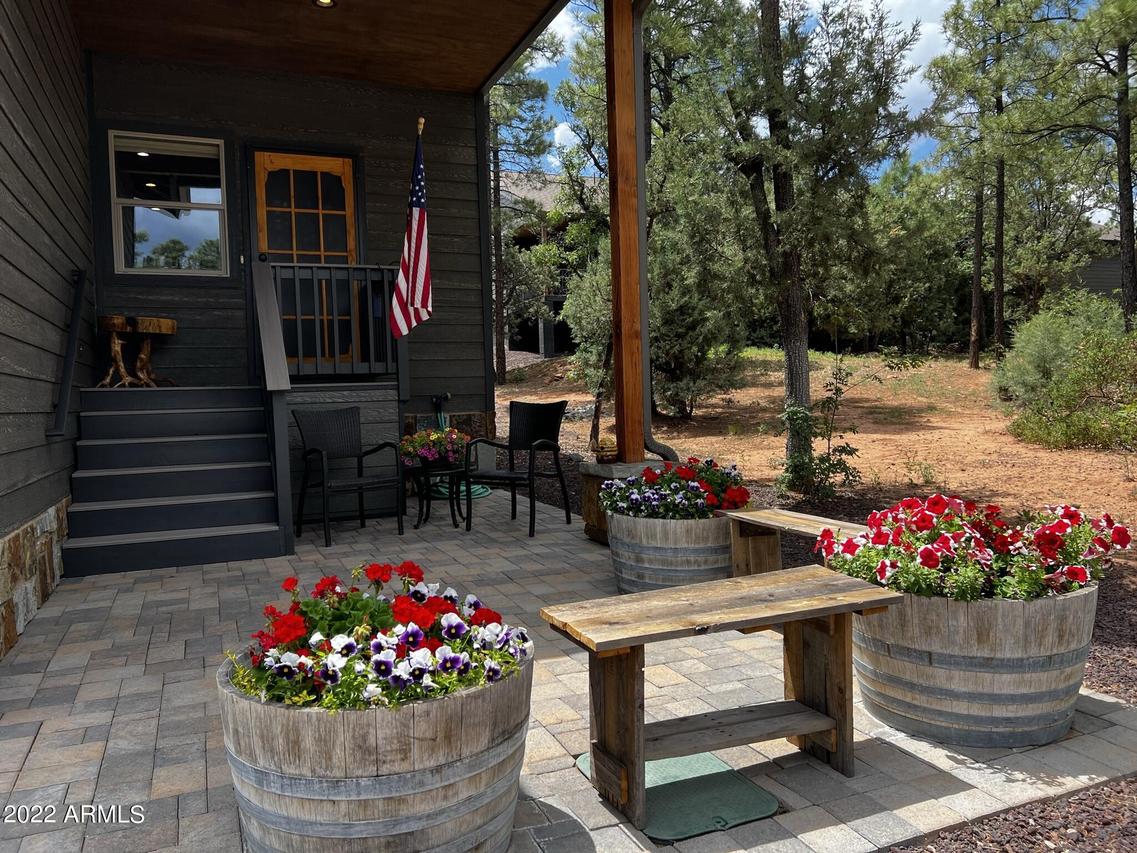 5889 Saturn Dr., Lakeside, AZ 85929