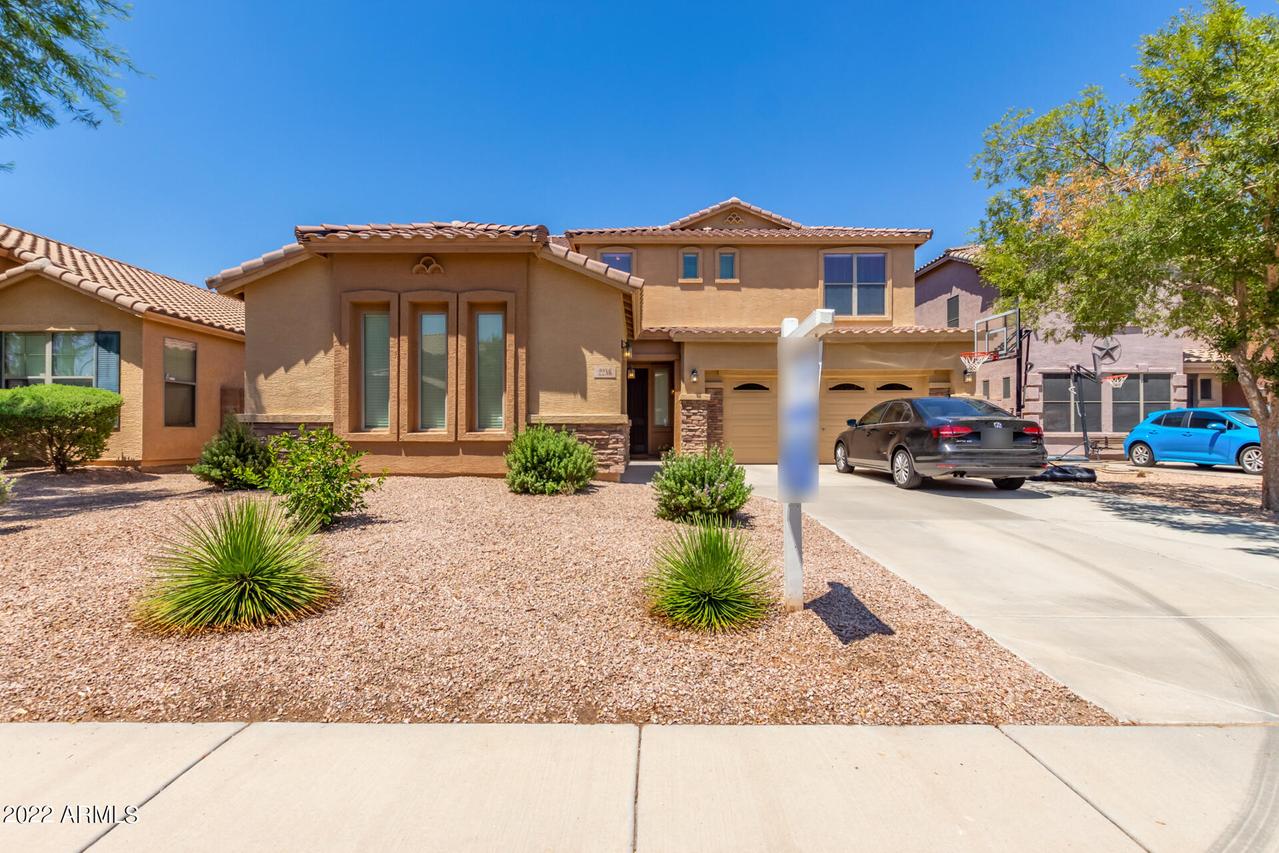 2286 E Omega Dr., San Tan Valley, AZ 85143