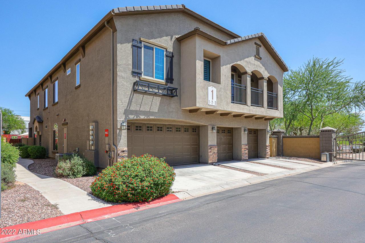 2250 E Deer Valley Rd. #3, Phoenix, AZ 85024