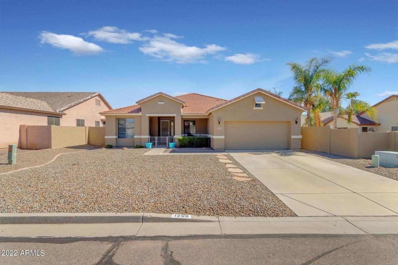 1259 E Ferrara Ct., San Tan Valley, AZ 85140