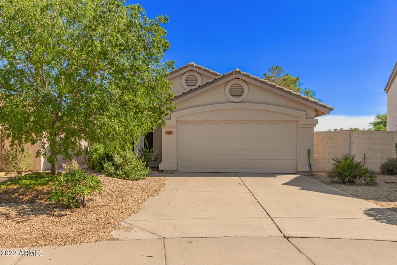 3025 E Wahalla Ln., Phoenix, AZ 85050