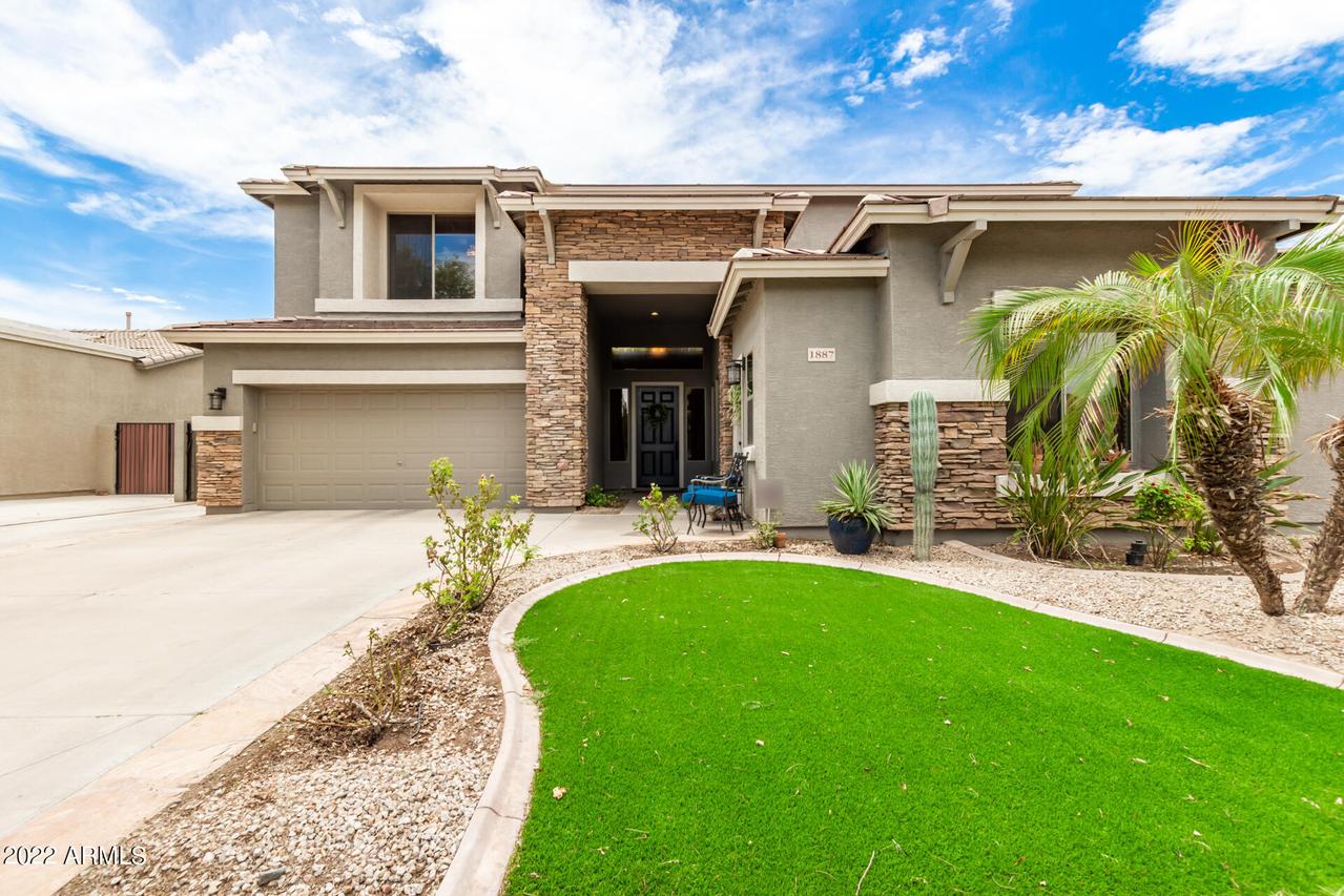 1887 E Carob Dr., Chandler, AZ 85286
