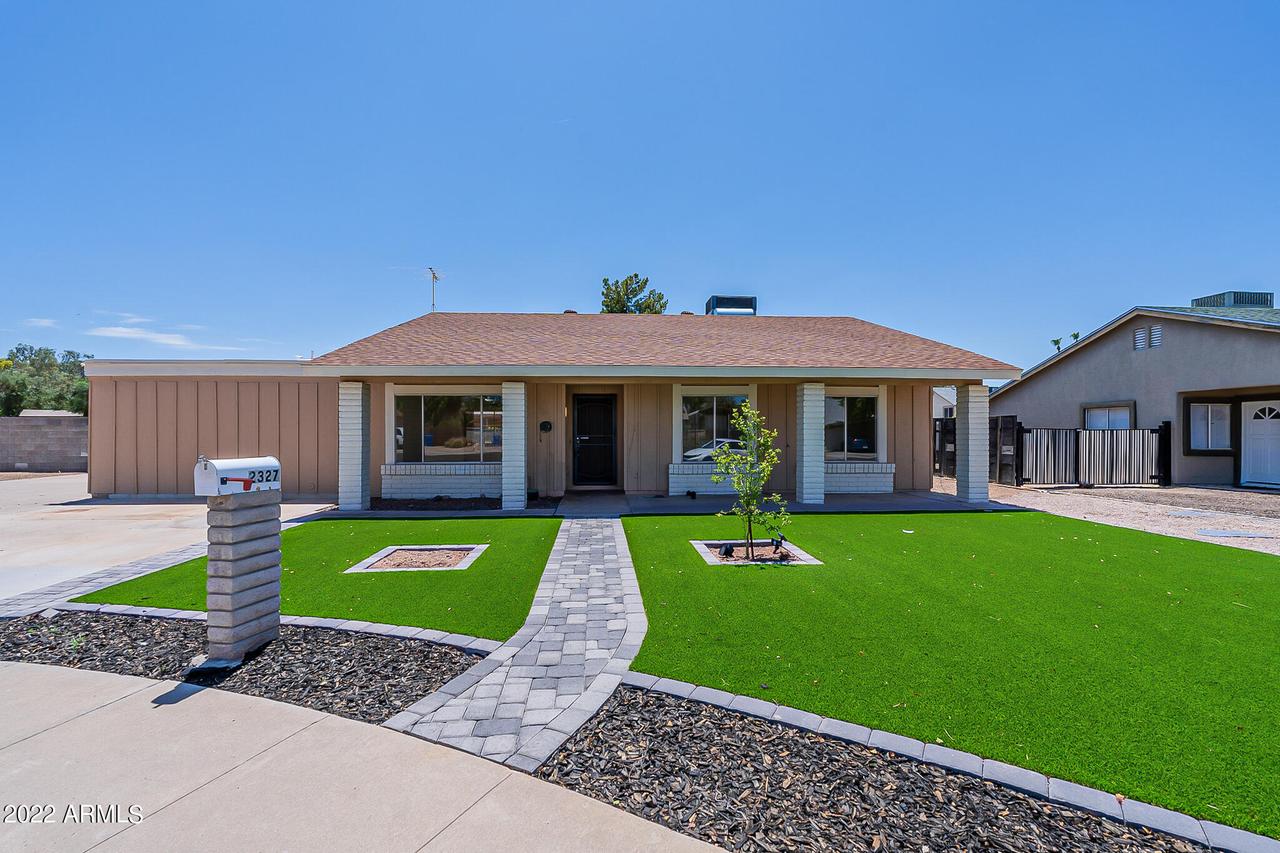 2327 W Ponderosa Ln., Phoenix, AZ 85023