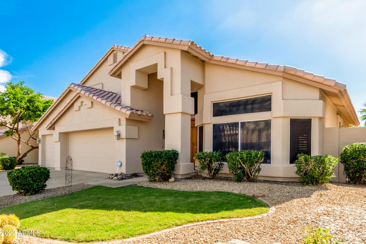 15814 S 31st St., Phoenix, AZ 85048