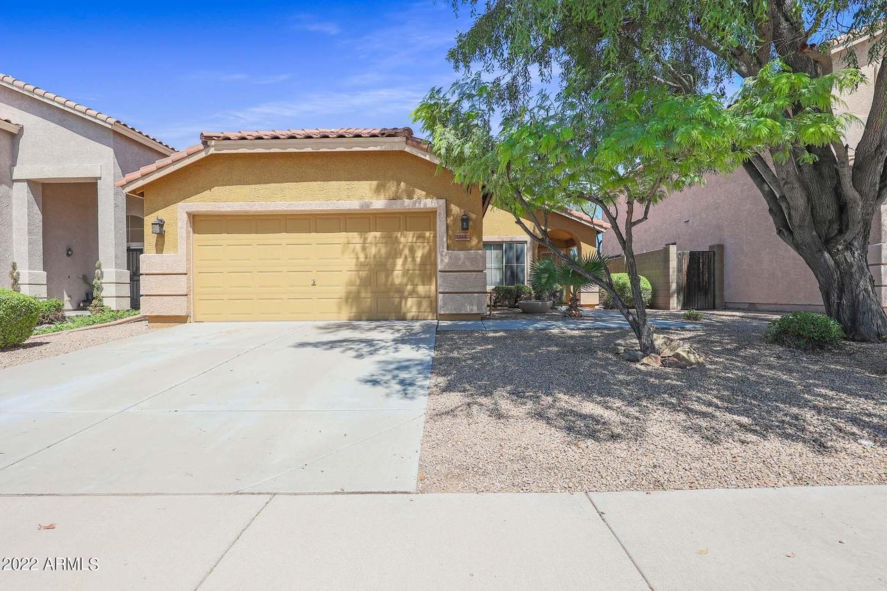 18142 N Skyhawk Dr., Surprise, AZ 85374