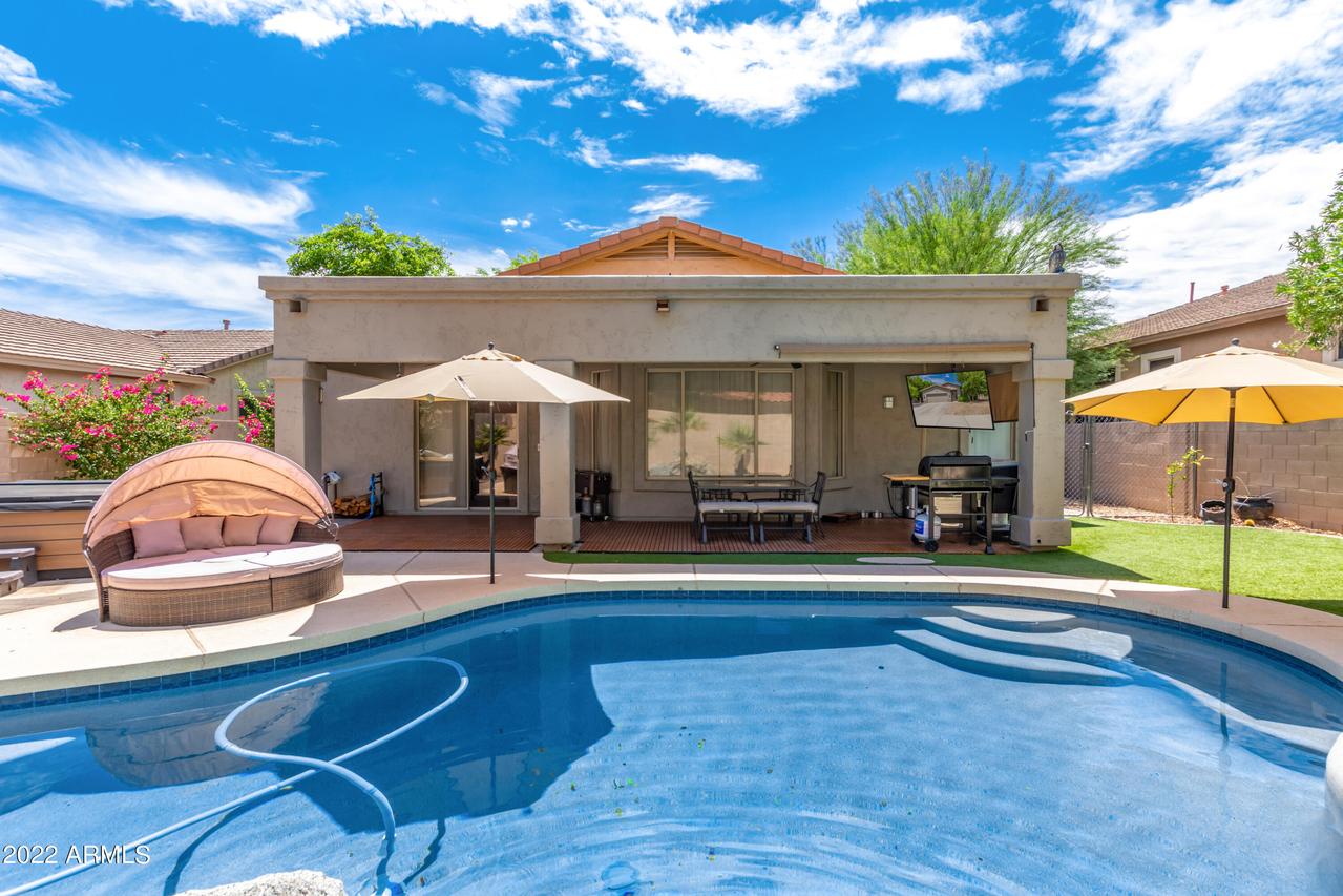 6152 W Oraibi Dr., Glendale, AZ 85308
