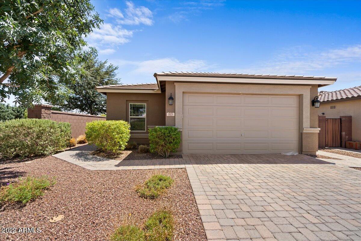 815 W Leadwood Ave., Queen Creek, AZ 85140