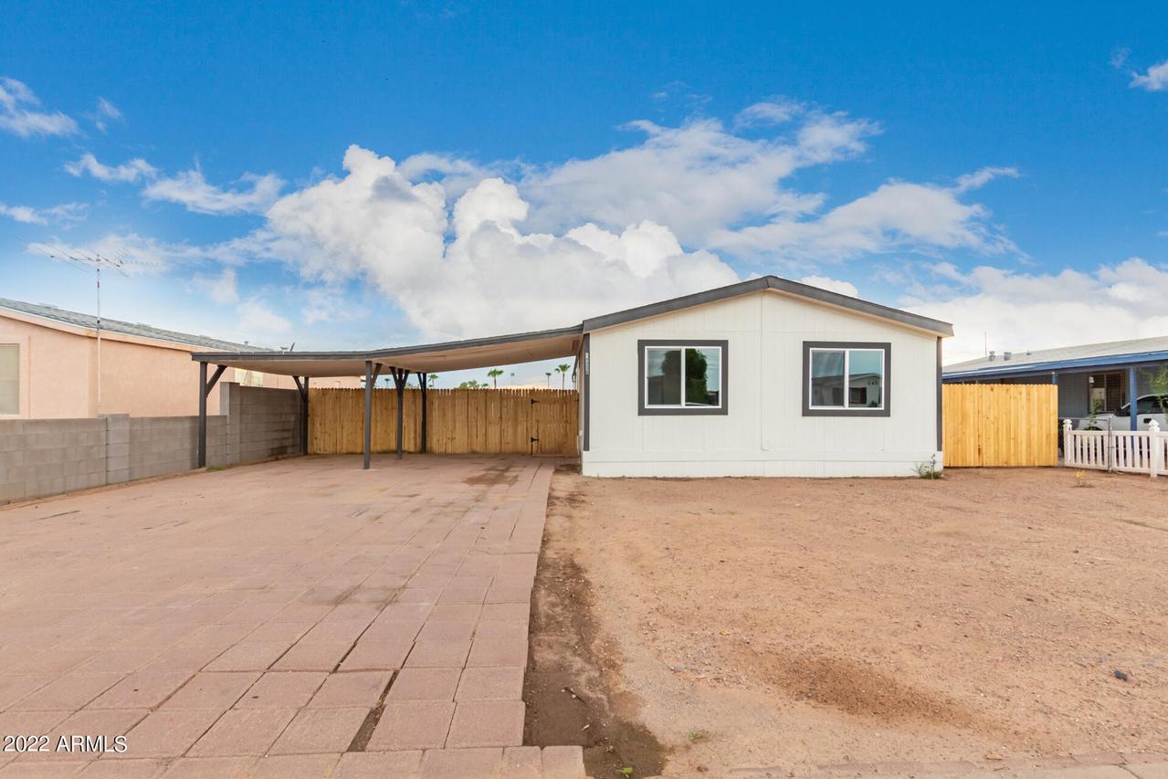 14336 S Padres Rd., Arizona City, AZ 85123