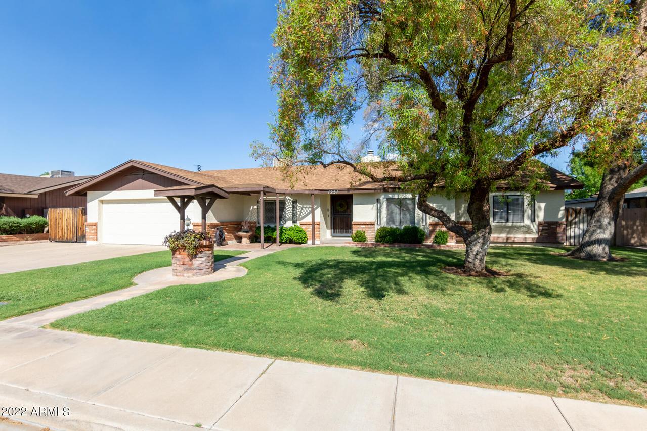 1251 N Barkley, Mesa, AZ 85203