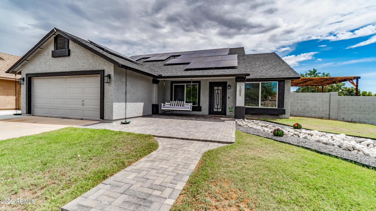 1055 S Buchanan St., Gilbert, AZ 85233