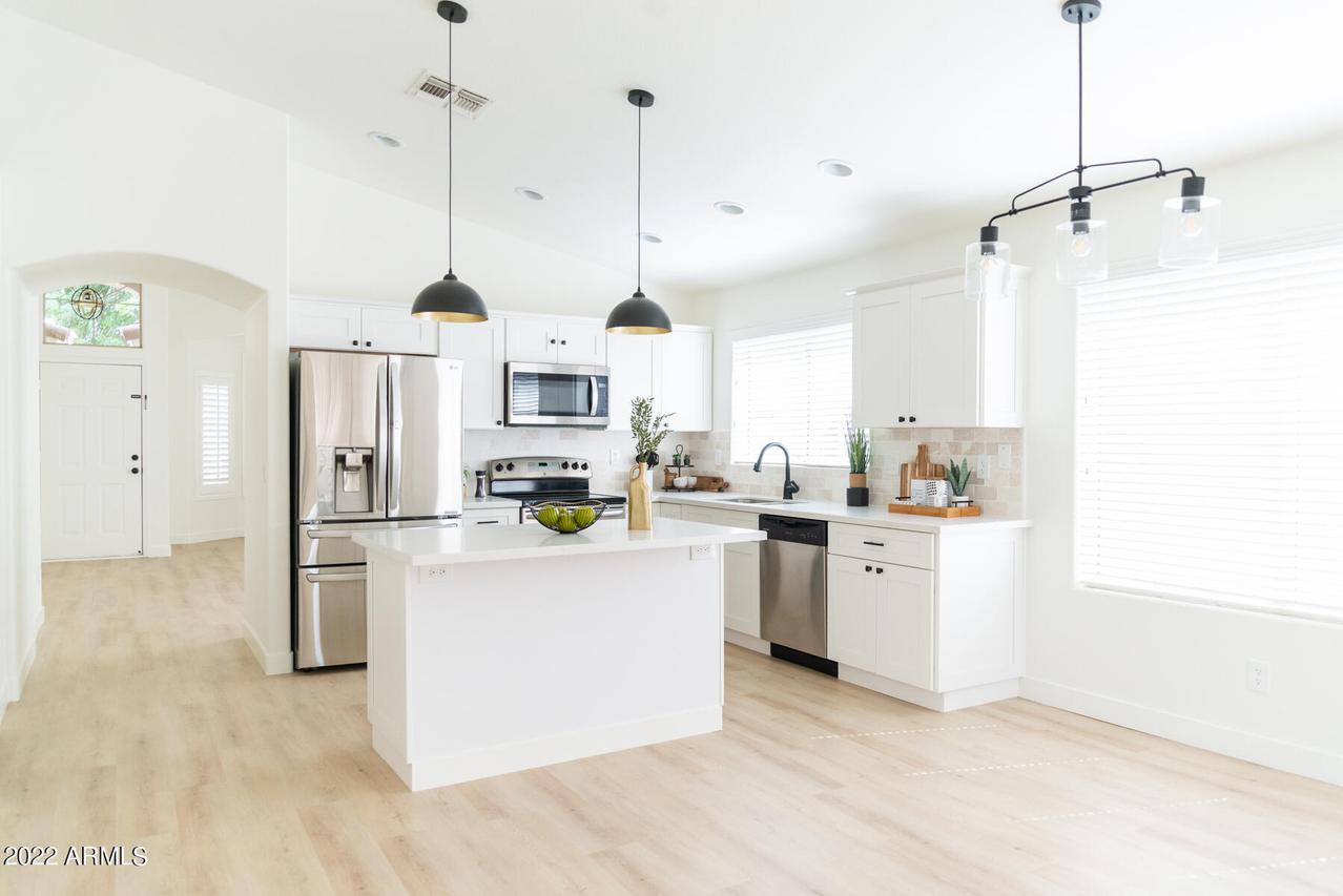 511 W Grovers Ave., Phoenix, AZ 85023