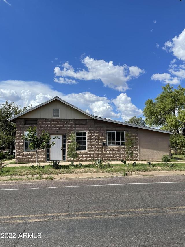 902 E 5th St 902 St., Douglas, AZ 85607