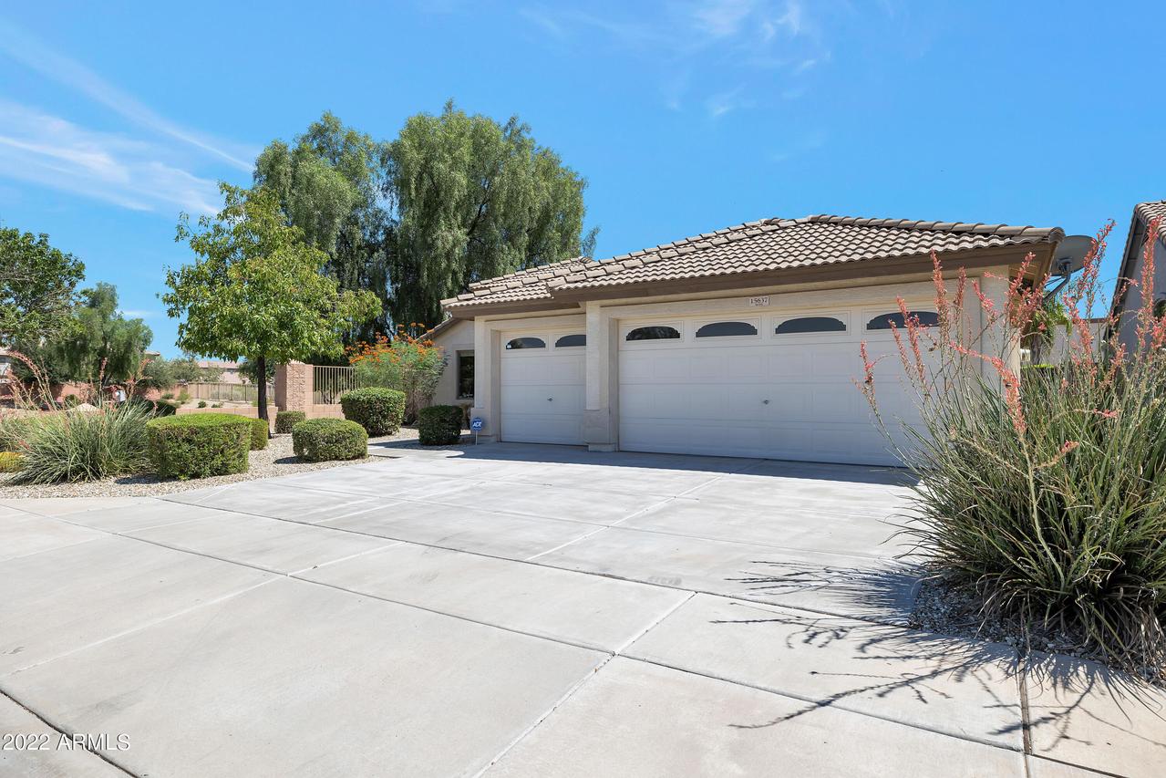 15637 W Durango St., Goodyear, AZ 85338