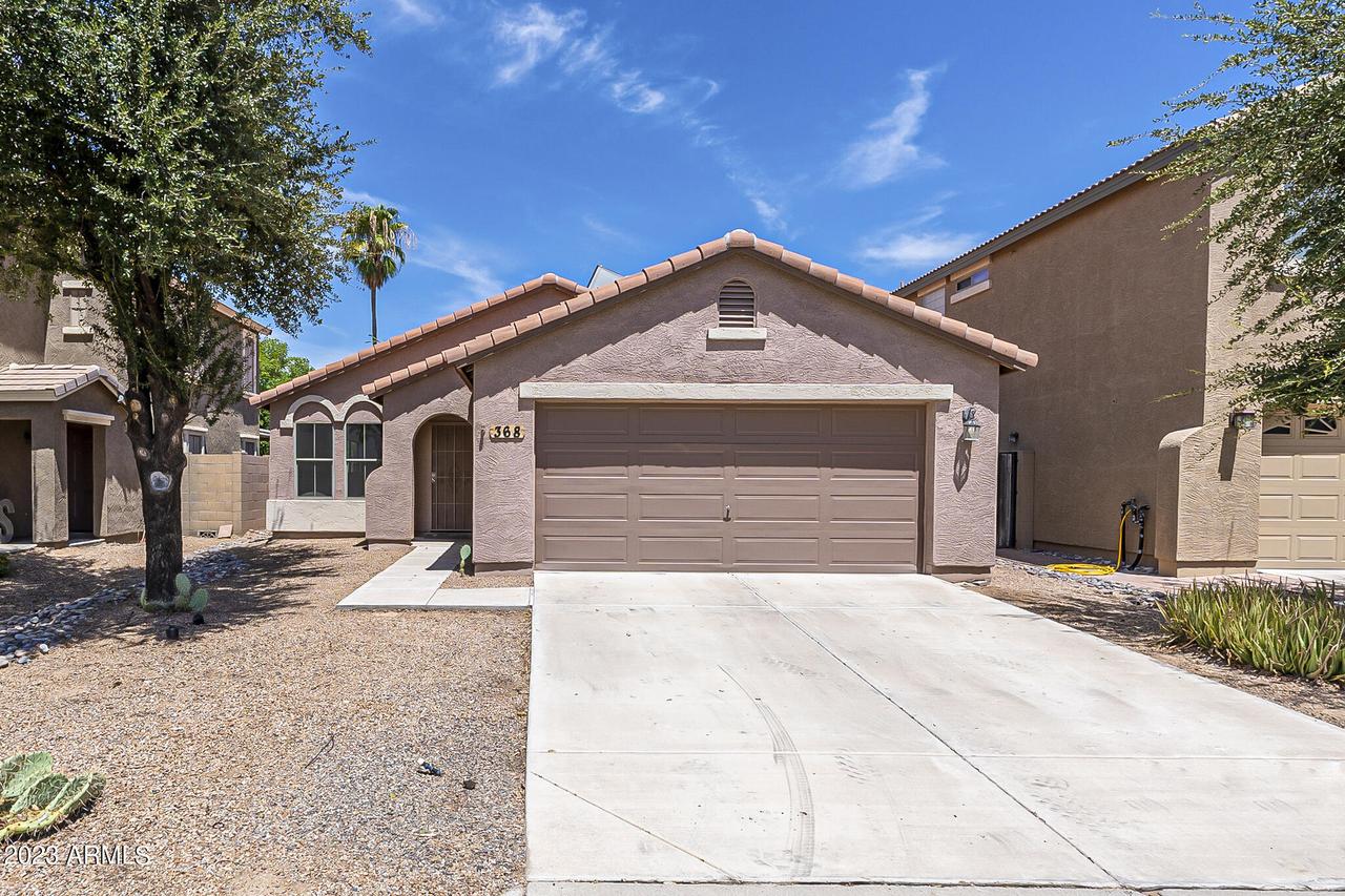 368 E Bradstock Way, San Tan Valley, AZ 85140