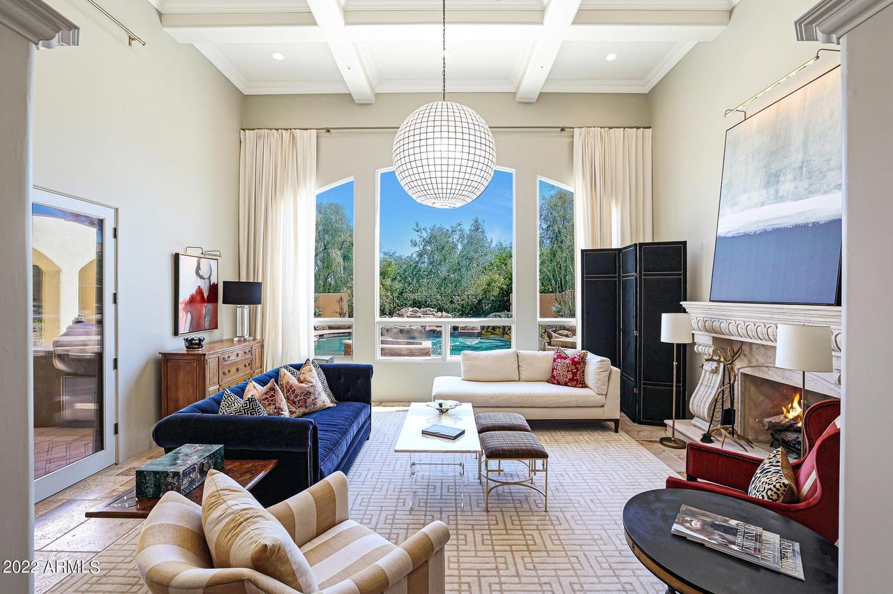 10725 E Greythorn Dr., Scottsdale, AZ 85262