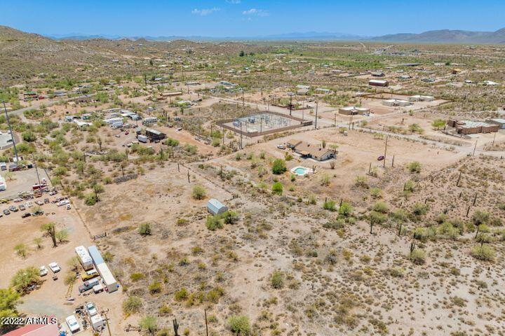 48205 N 33rd Ave. #-, New River, AZ 85087