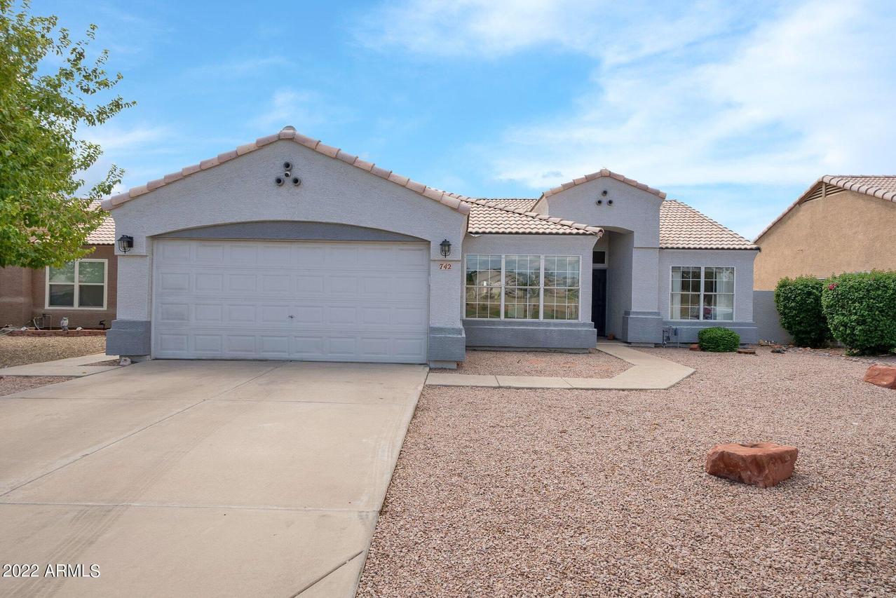 742 S Claiborne Ave., Mesa, AZ 85206