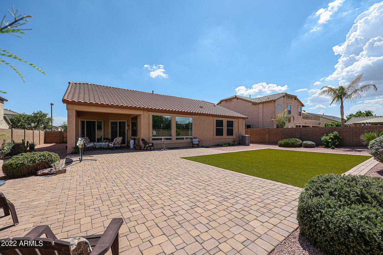 17774 W Dahlia Dr., Surprise, AZ 85388