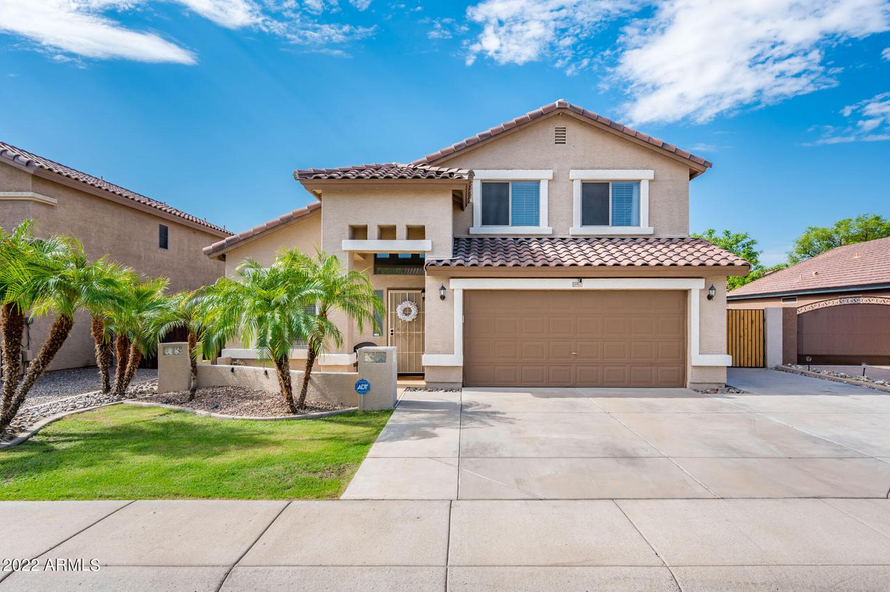 15957 W Cottonwood St., Surprise, AZ 85374