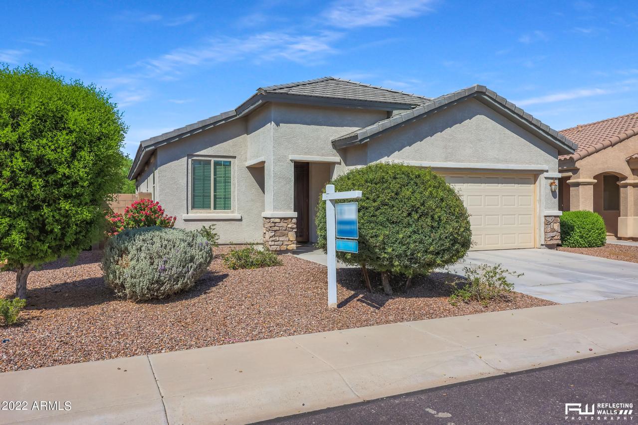 6822 W Harwell Rd., Laveen, AZ 85339