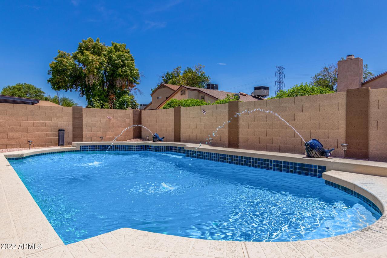 4049 W Chama Dr., Glendale, AZ 85310
