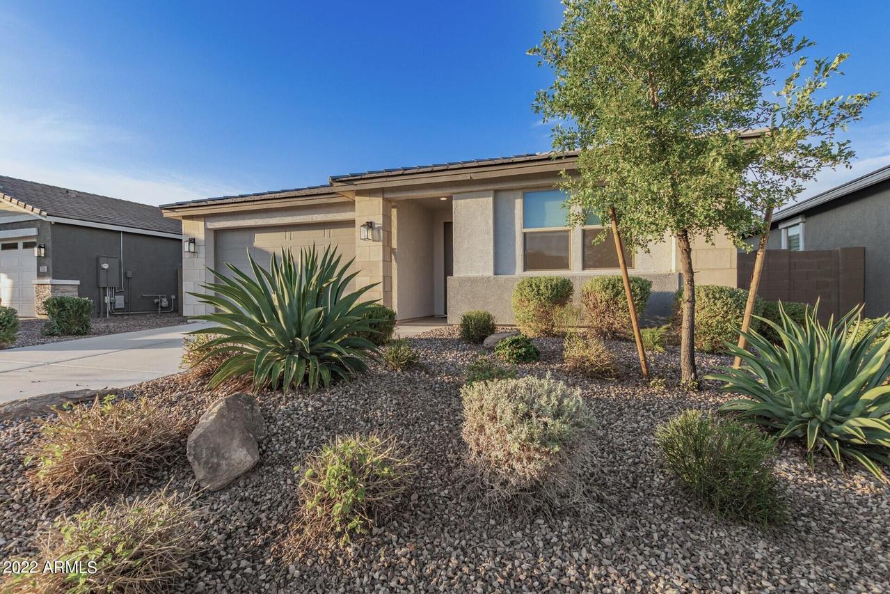 716 W Lowell Dr., San Tan Valley, AZ 85140