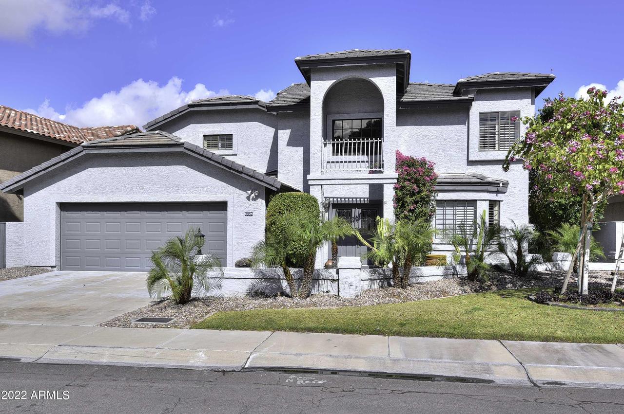 5724 W Abraham Ln., Glendale, AZ 85308