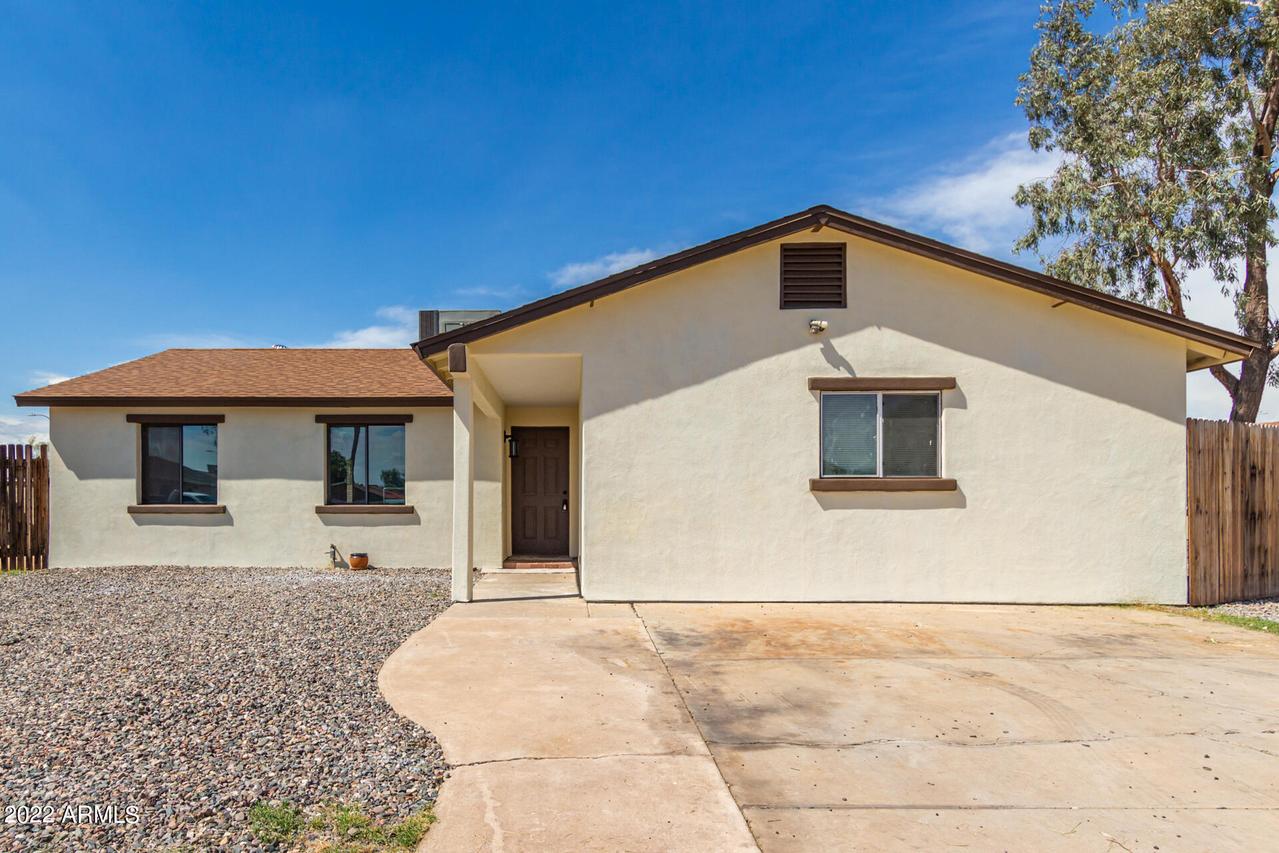 4553 N 82nd Ln., Phoenix, AZ 85033