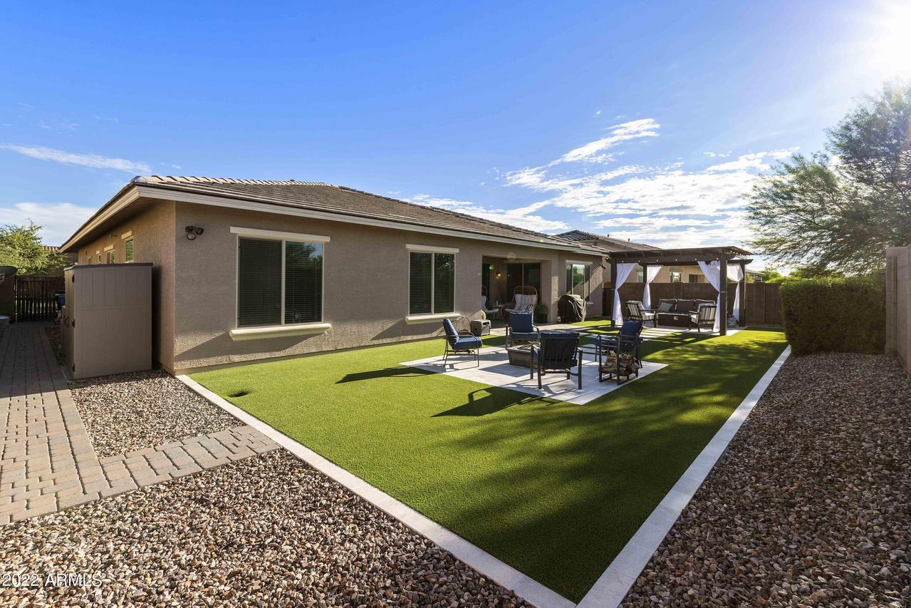 2174 E Tomahawk Dr., Gilbert, AZ 85298