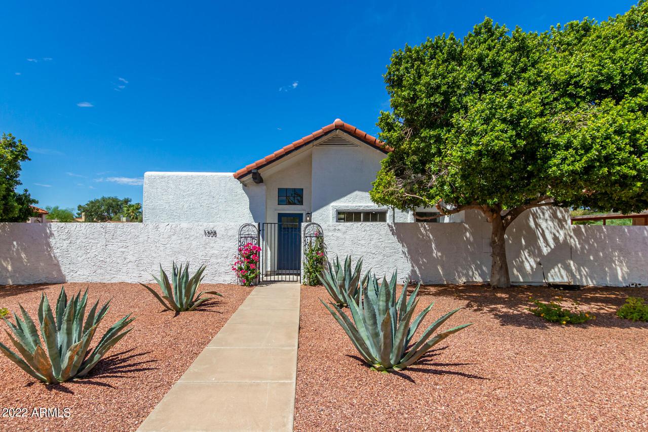 1308 N Udall Cir., Mesa, AZ 85203