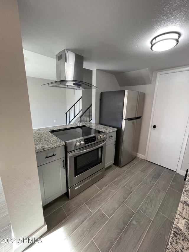 8213 N 33rd Ln., Phoenix, AZ 85051