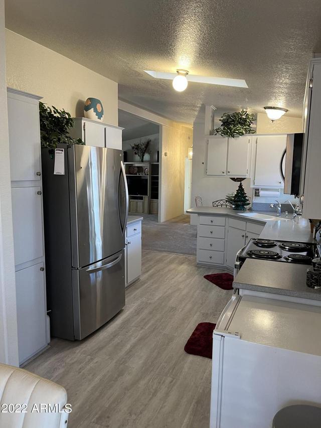 26444 S Navajo Pl., Sun Lakes, AZ 85248